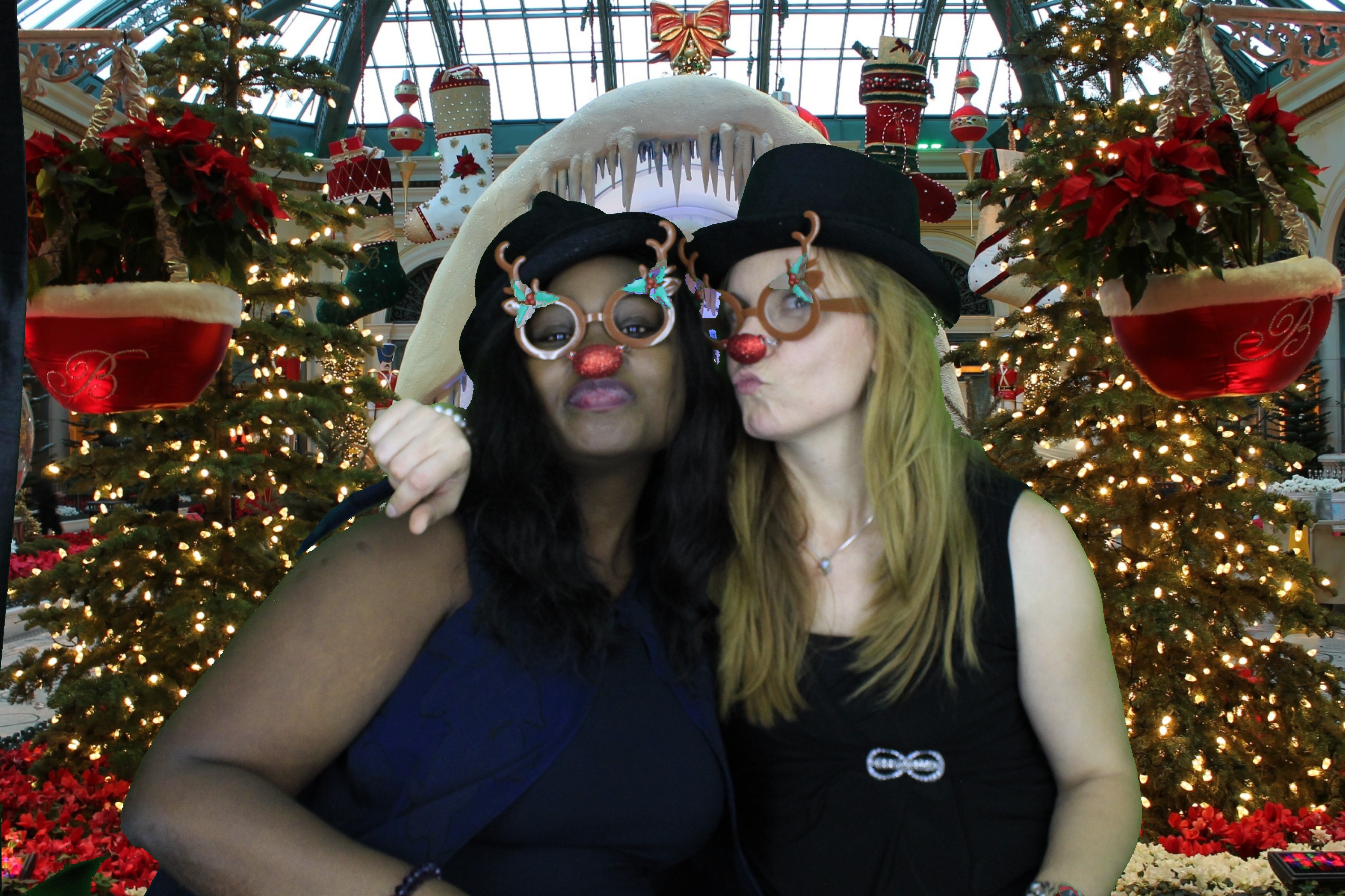 Siemens Christmas Party | View more photos from the event at gallery.myphotoboothexperience.co.uk/u/MyPhotoBoothExperienceLtd/Siemens-Christmas-Party